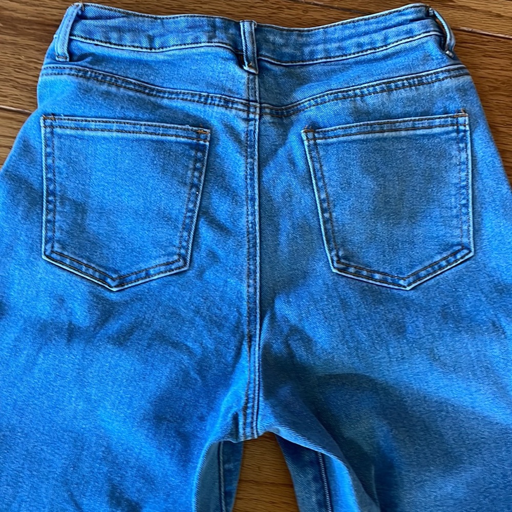 Missguided High Waisted Jeans - Picture 4 of 6